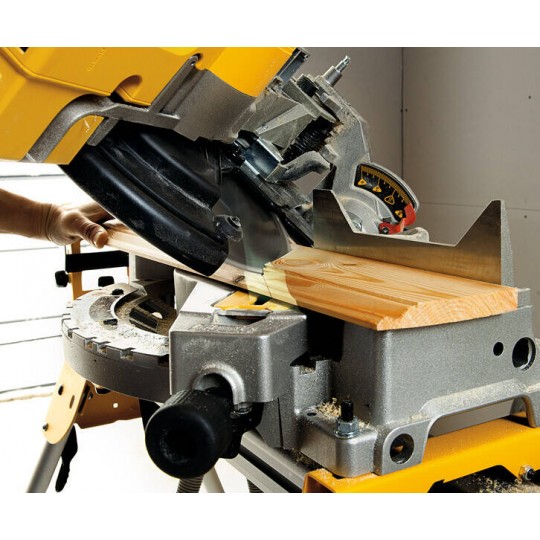 Настолна отрезна машина с горен  плот и изтегляне D27113, DEWALT, 305мм диск, 1600W
