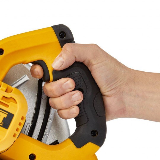 Циркуляр ръчен DEWALT DWE5615, ф190 мм,1500 W Циркуляр ръчен DEWALT DWE5615, ф190 мм,1500 W
